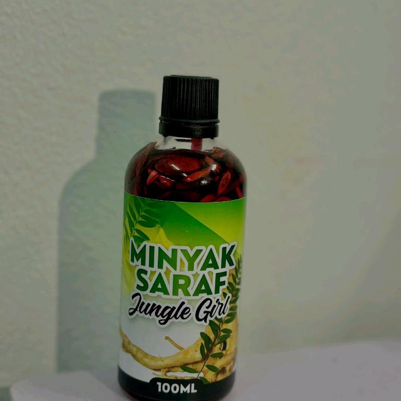 Jungle Girl Herbal Massage Oil for Moisturizing and Pain Relief